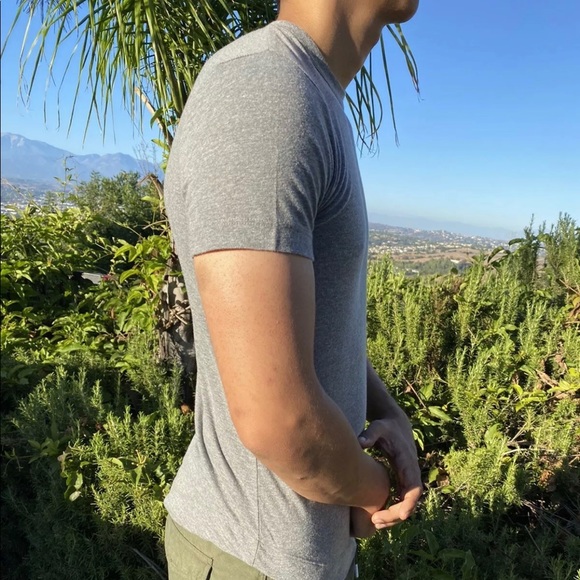 Buck Mason Heather Grey Vintage TriBlend Curve Tee - Picture 2 of 4